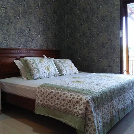 Papyrus Homestay バニュワンギ エクステリア 写真